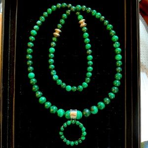 🌟 Antique Malachite Necklace with Pendant, Exquisite one of a kind, 4.8 oz 🌟
